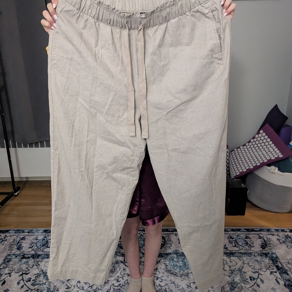 Lane Bryant NWT Cropped Beige Pants Plus Size Curvy Beautiful Business Casual